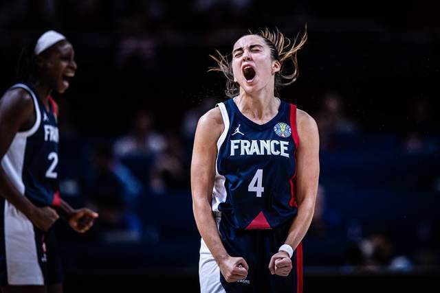 关于丹麦羽毛球队翻盘英格兰羽毛球队，马琳惊艳世界的信息