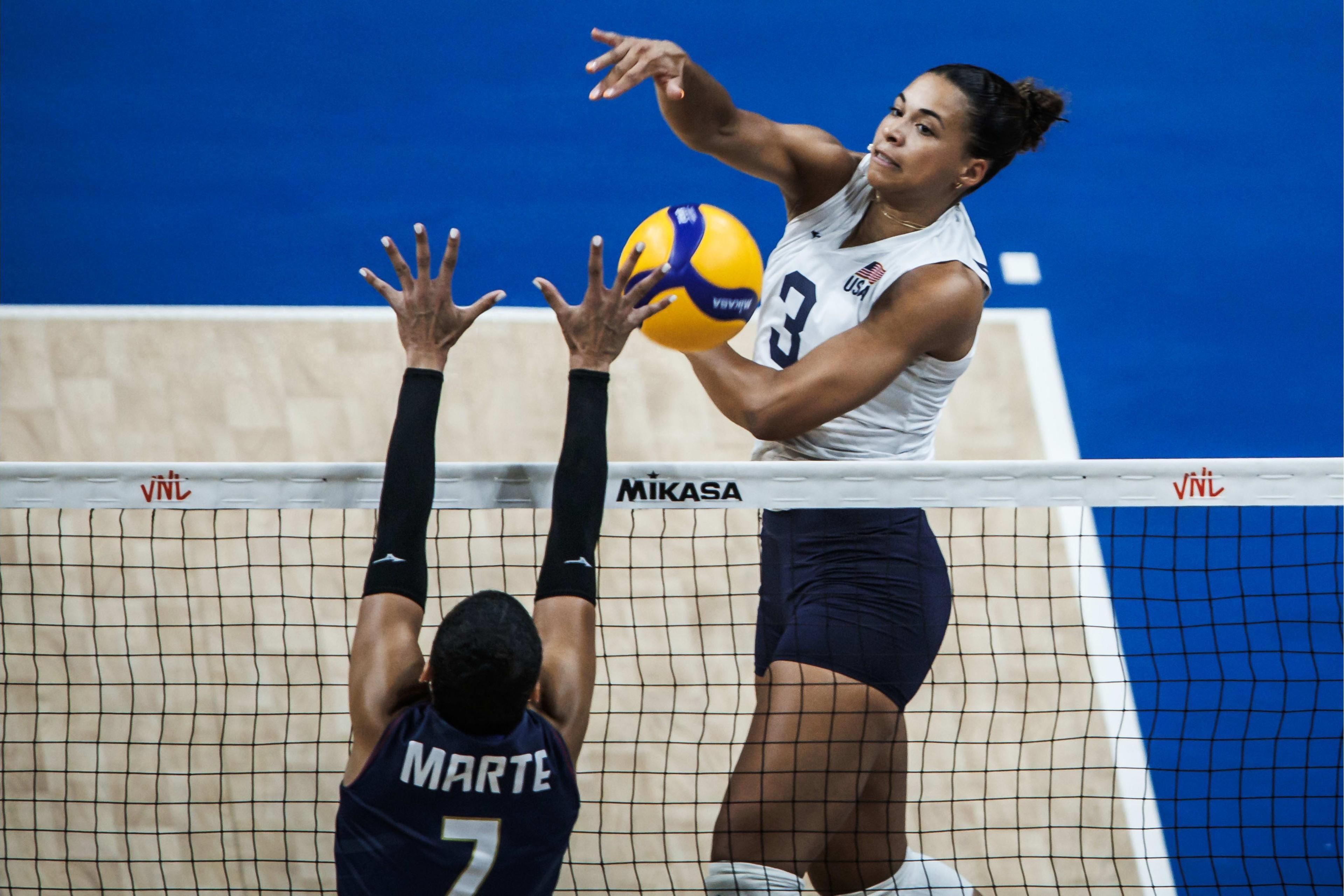 土耳其女排击败阿根廷，夺得女子排球冠军