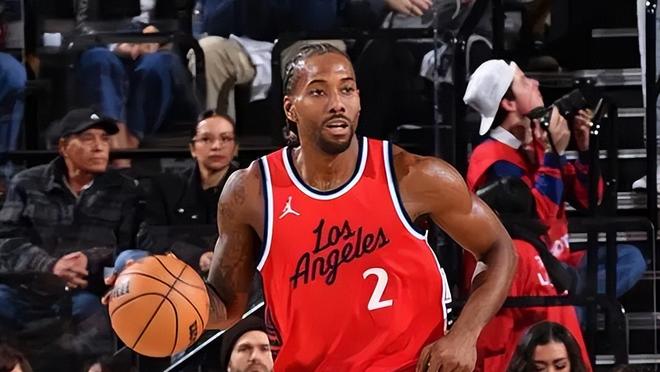 快船逆转战胜对手，伦纳德发挥关键作用