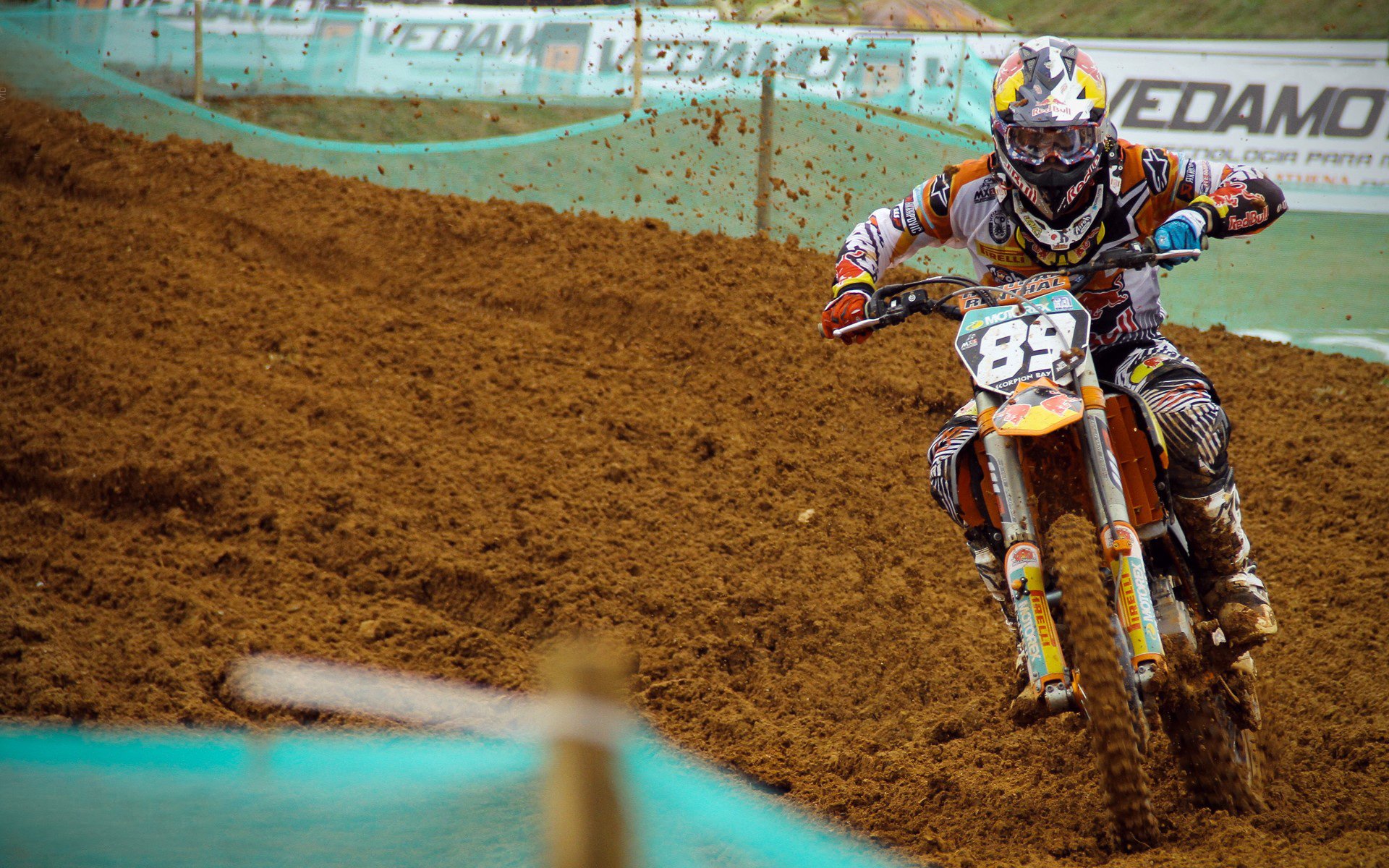 范弗利特末节狂飙19分，活塞强势逆转步行者晋级